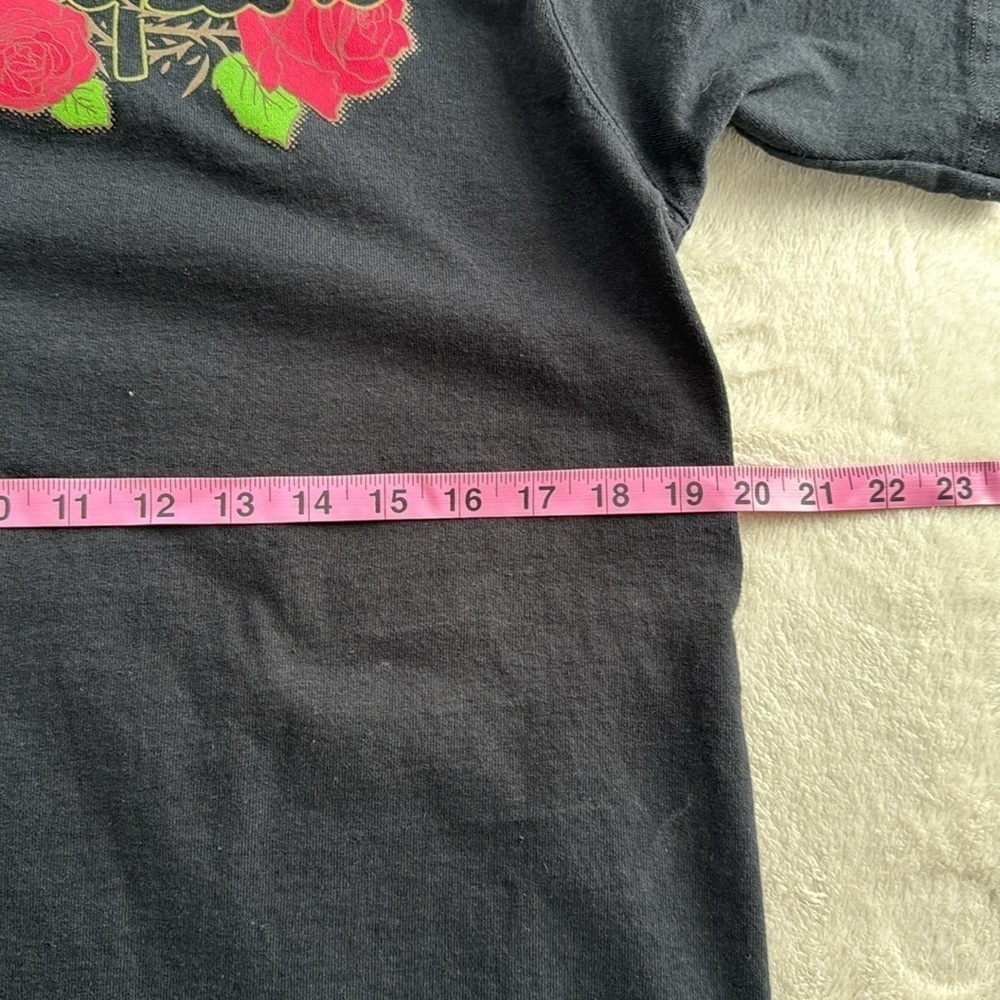 Champion Thorn Rose graphic tee- Black- Large-‎ worn maybe once - Picture 6 of 7